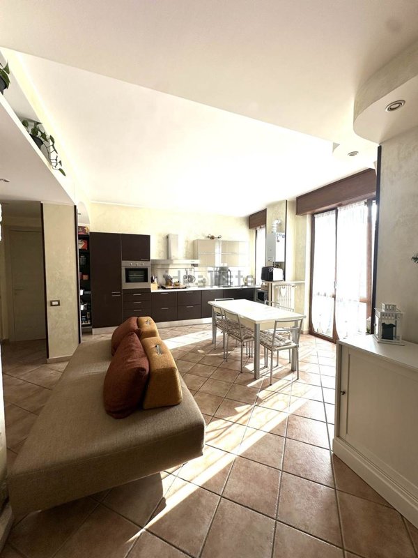 appartamento in vendita a Bernareggio