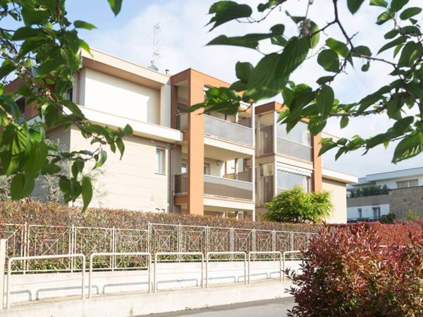 appartamento in vendita a Bernareggio