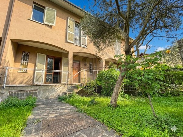 casa indipendente in vendita a Bernareggio