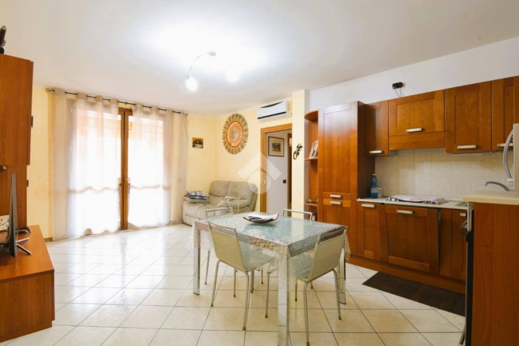 appartamento in vendita a Bernareggio