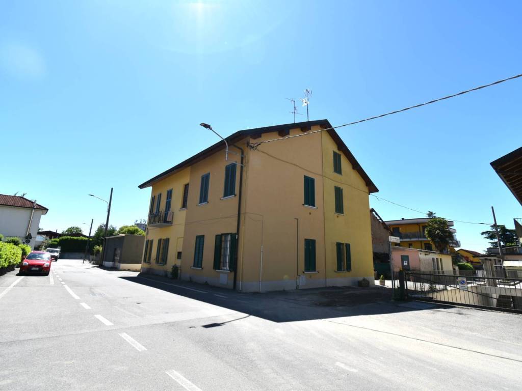 appartamento in vendita a Bernareggio