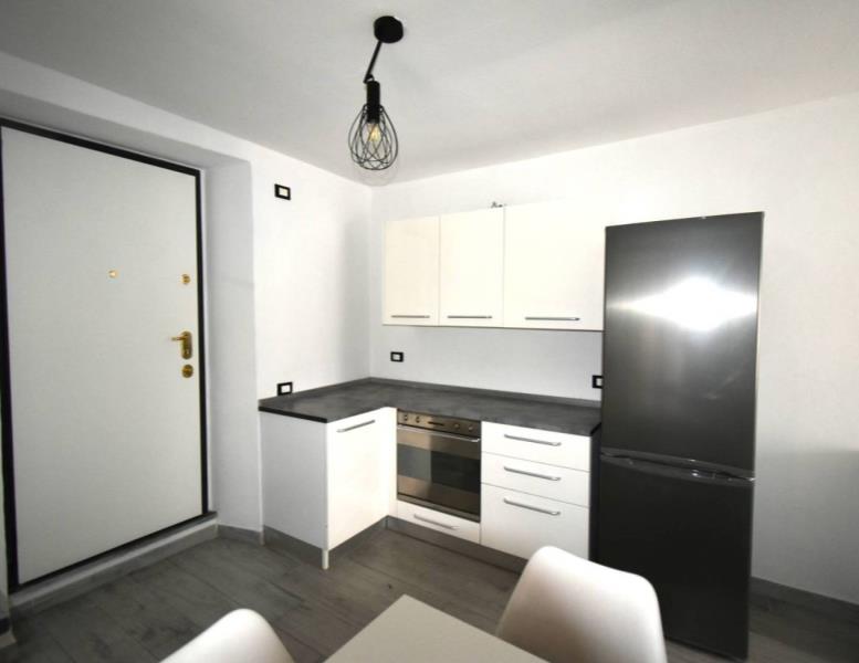 appartamento in vendita a Bernareggio in zona Villanova
