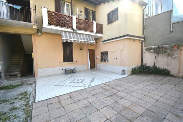 appartamento in vendita a Bernareggio