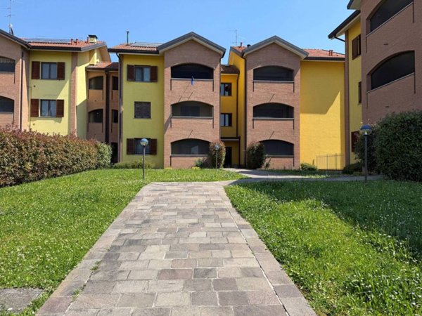appartamento in vendita a Bernareggio