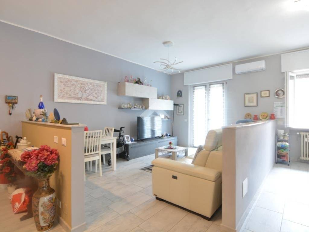 appartamento in vendita a Bernareggio