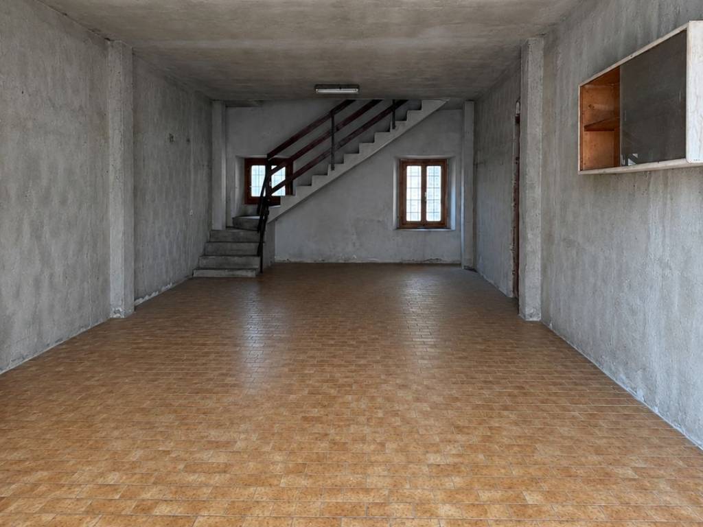 appartamento in vendita a Bernareggio in zona Villanova