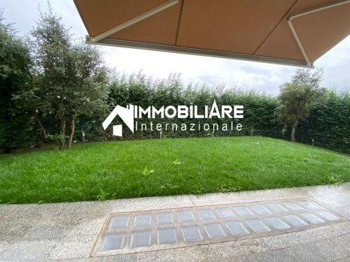 casa indipendente in vendita a Bernareggio in zona Villanova