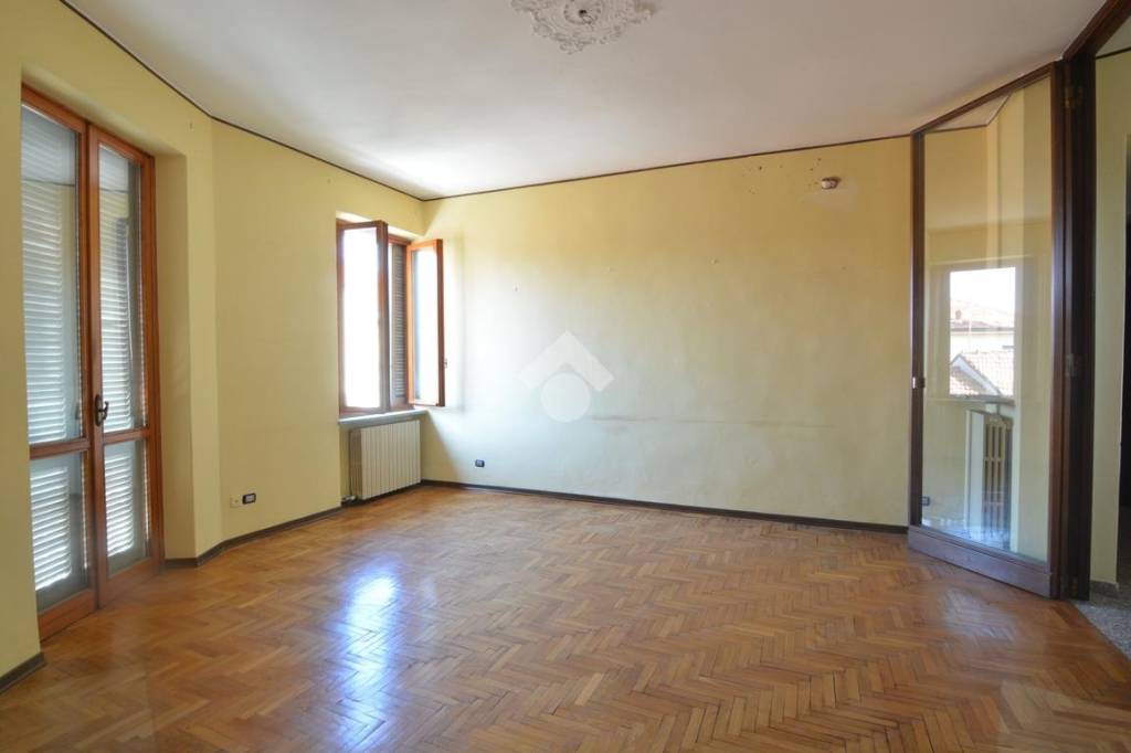 appartamento in vendita a Bernareggio