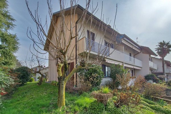 casa indipendente in vendita a Bernareggio in zona Villanova