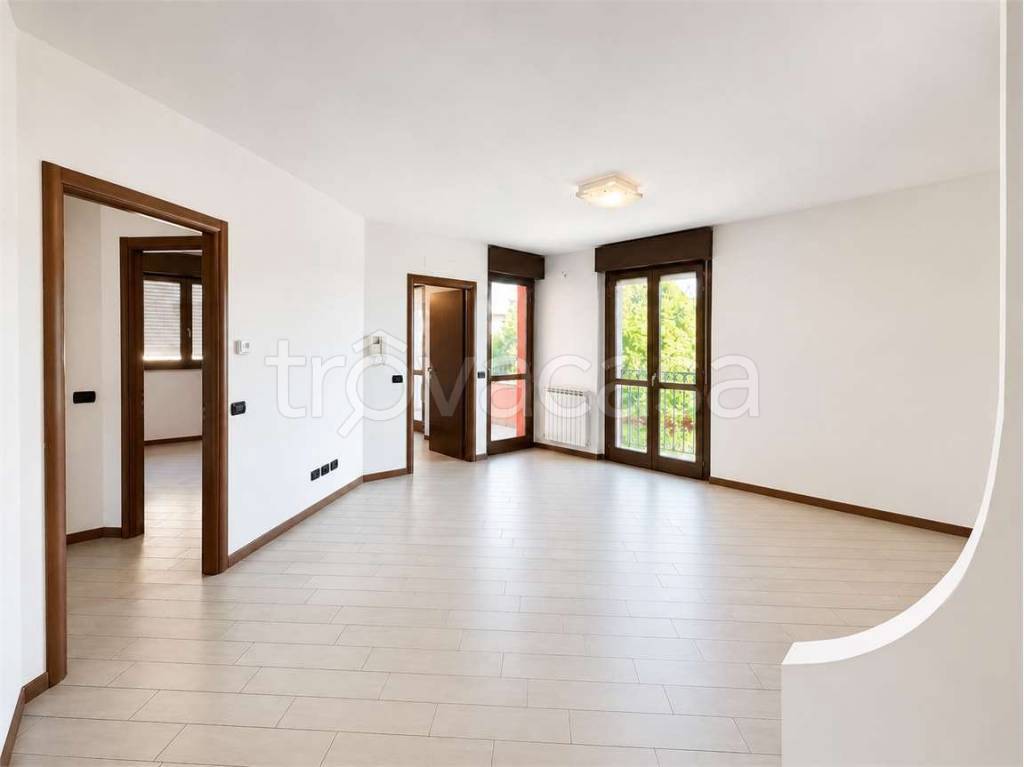 appartamento in vendita a Bernareggio in zona Villanova