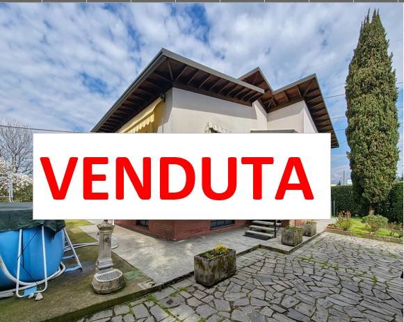 casa indipendente in vendita a Bernareggio in zona Villanova