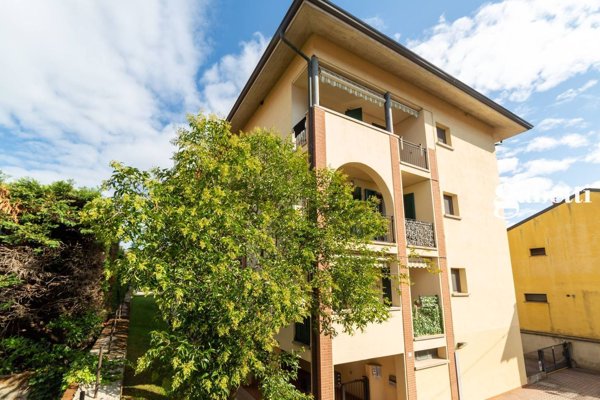 appartamento in vendita a Bernareggio in zona Villanova