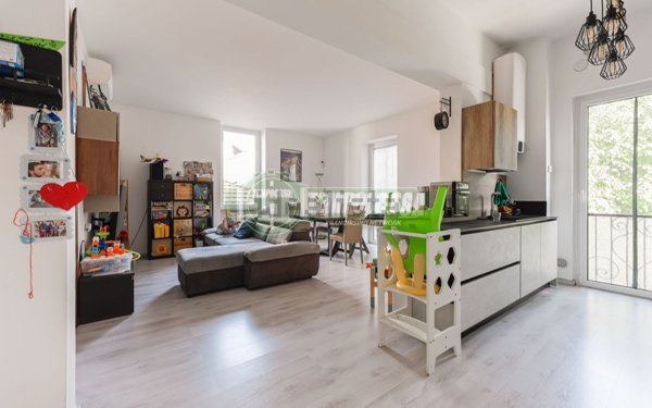 appartamento in vendita a Bernareggio in zona Villanova