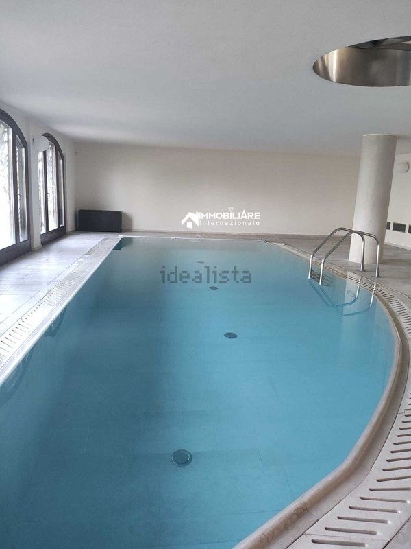 casa indipendente in vendita a Bernareggio
