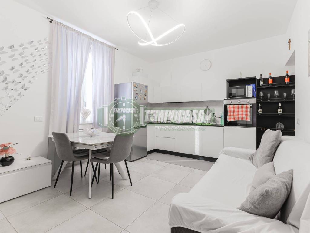 appartamento in vendita a Bernareggio