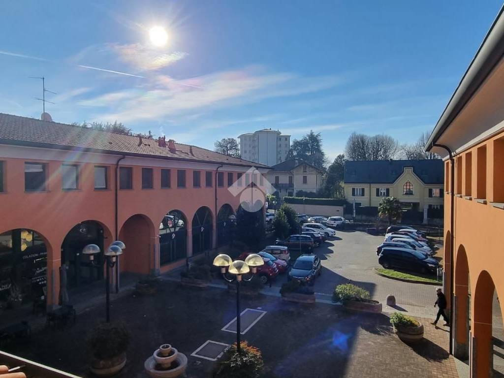 appartamento in vendita a Besana in Brianza