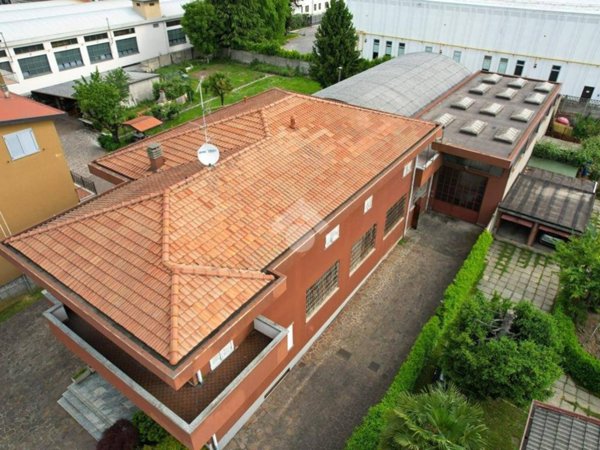 casa indipendente in vendita a Besana in Brianza