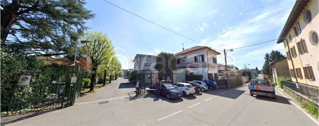 appartamento in vendita a Besana in Brianza