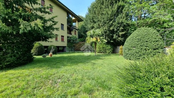 appartamento in vendita a Besana in Brianza