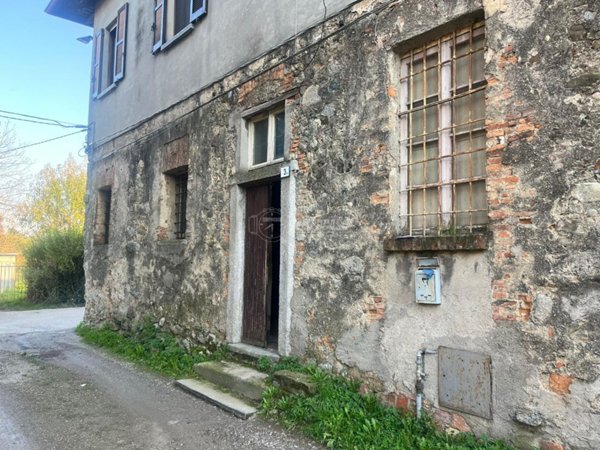 appartamento in vendita a Besana in Brianza