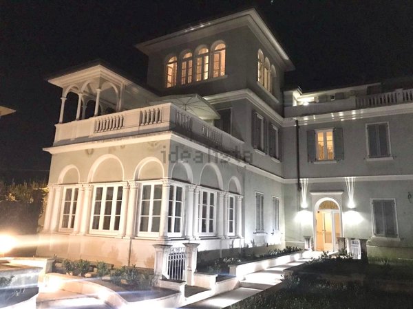 appartamento in vendita a Besana in Brianza