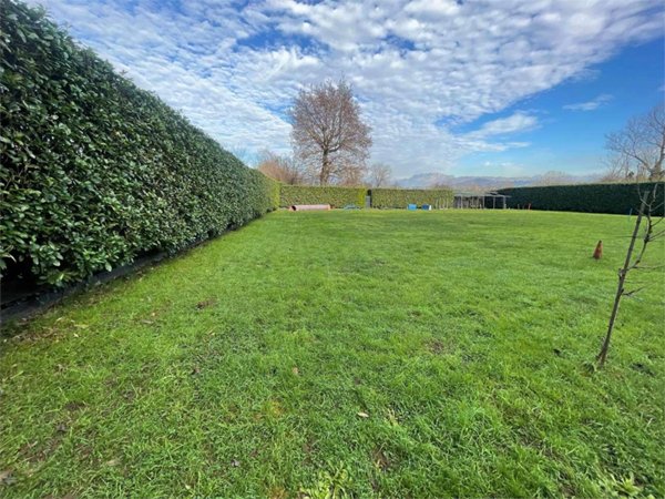 appartamento in vendita a Besana in Brianza