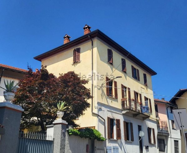 appartamento in vendita a Besana in Brianza