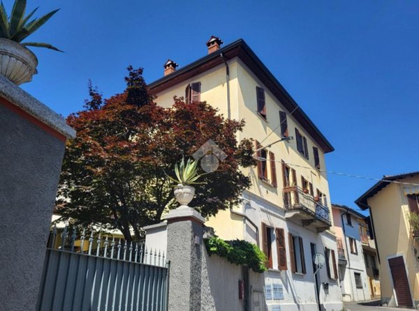 appartamento in vendita a Besana in Brianza