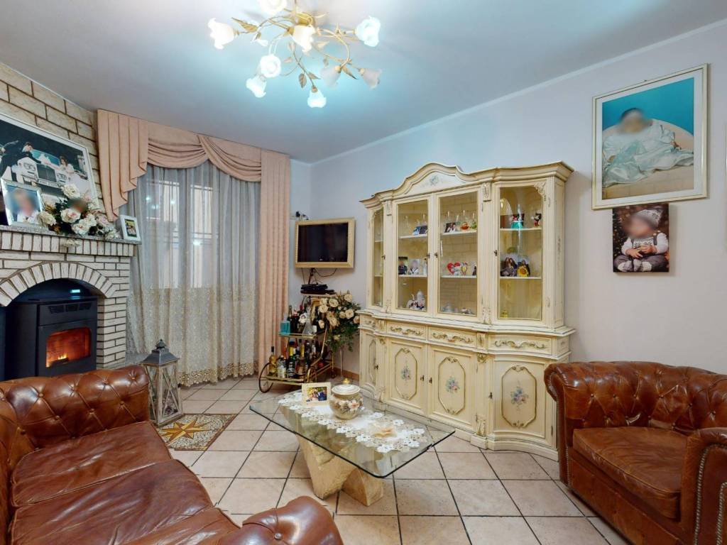 appartamento in vendita a Besana in Brianza
