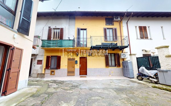 appartamento in vendita a Besana in Brianza