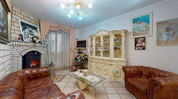 appartamento in vendita a Besana in Brianza
