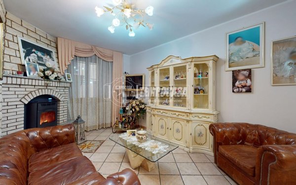 appartamento in vendita a Besana in Brianza