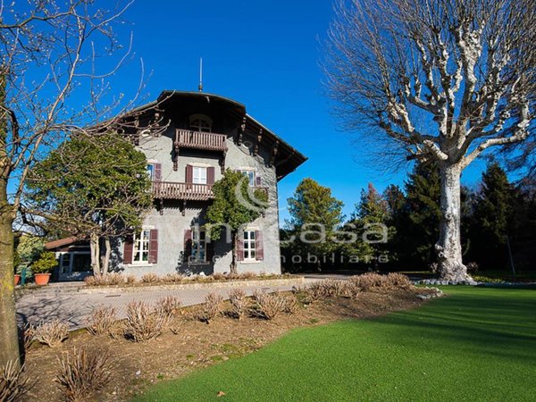 villa in vendita a Besana in Brianza