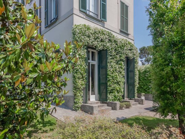 appartamento in vendita a Besana in Brianza in zona Villa Raverio