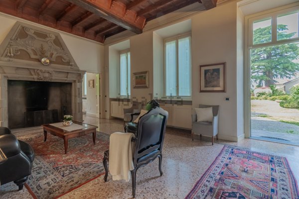 appartamento in vendita a Besana in Brianza