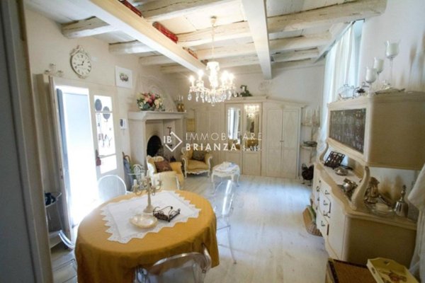 casa indipendente in vendita a Besana in Brianza