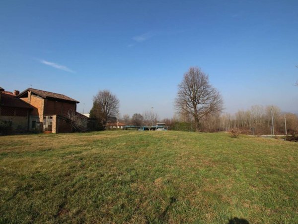terreno agricolo in vendita a Besana in Brianza