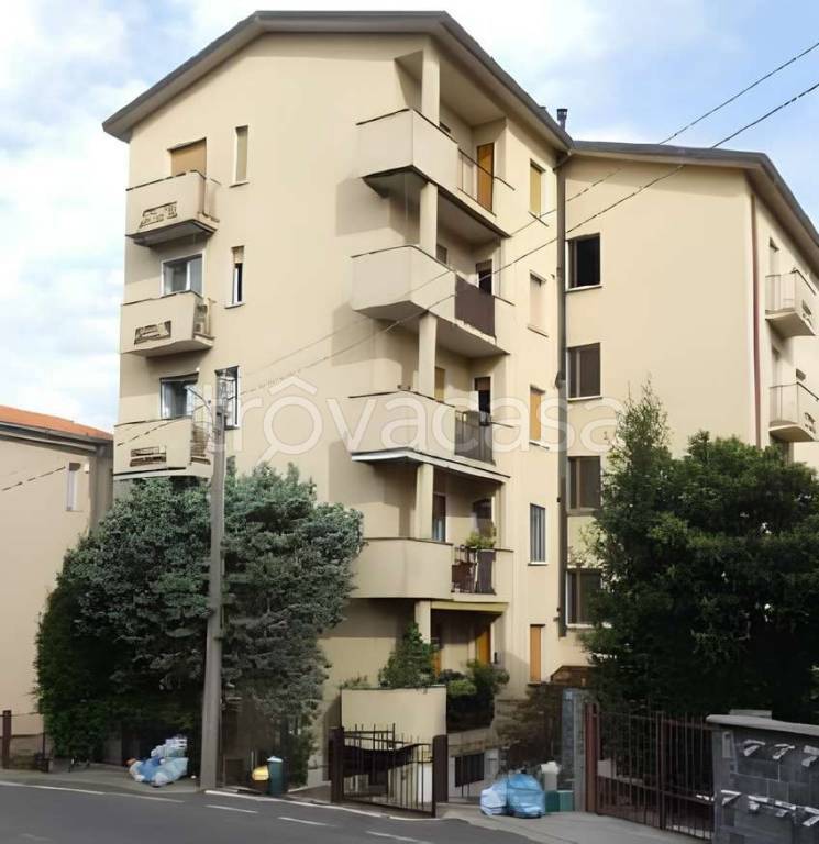 appartamento in vendita a Besana in Brianza