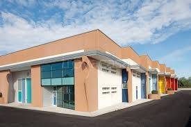 locale commerciale in vendita a Besana in Brianza