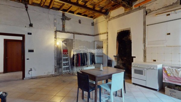 appartamento in vendita a Besana in Brianza