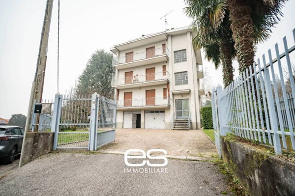 appartamento in vendita a Besana in Brianza