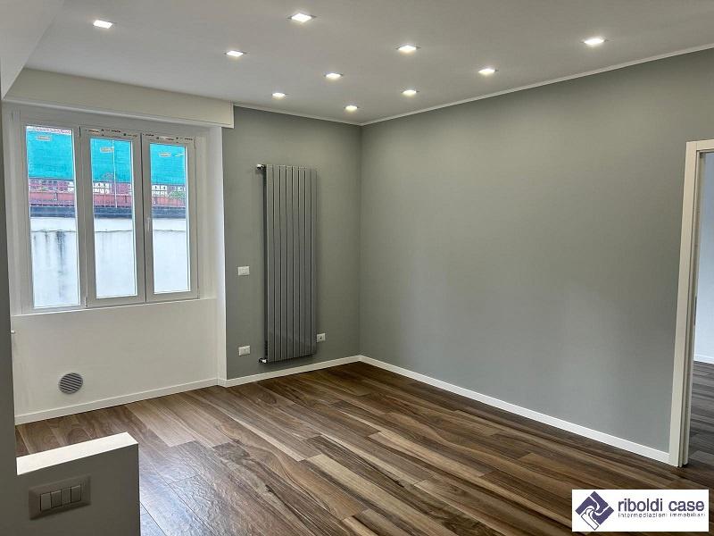 appartamento in vendita a Besana in Brianza