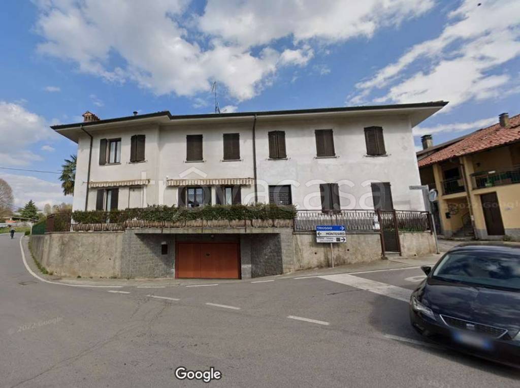 appartamento in vendita a Besana in Brianza