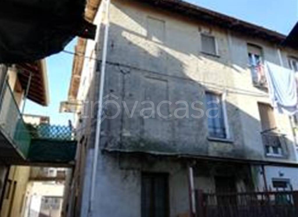 appartamento in vendita a Besana in Brianza