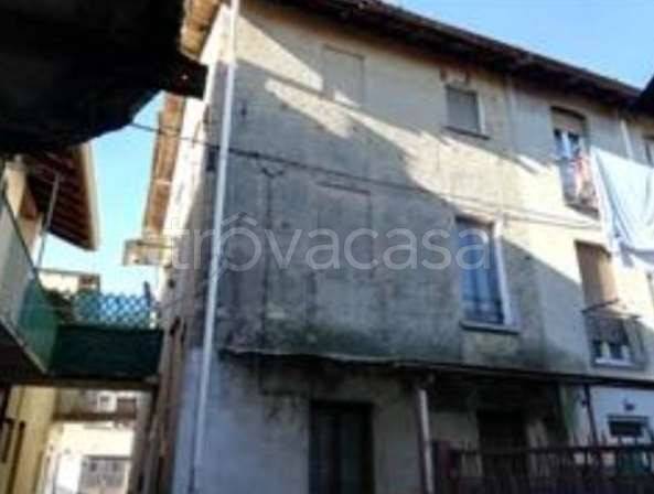 appartamento in vendita a Besana in Brianza