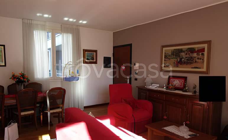 appartamento in vendita a Besana in Brianza