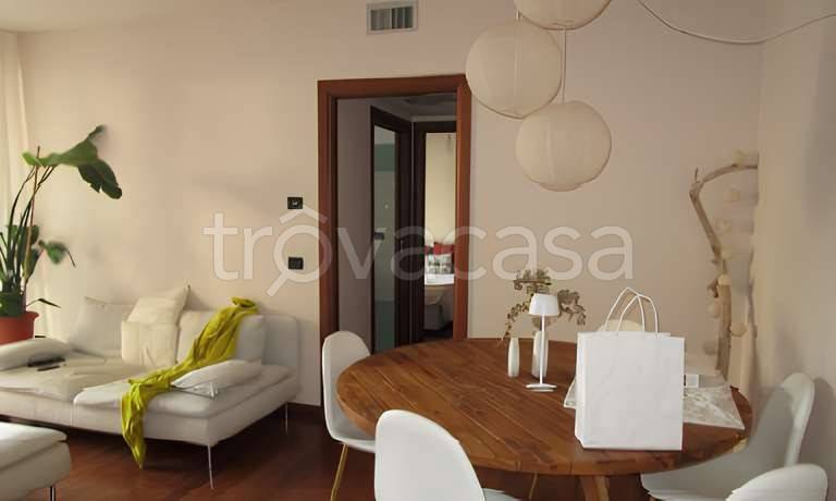 appartamento in vendita a Besana in Brianza