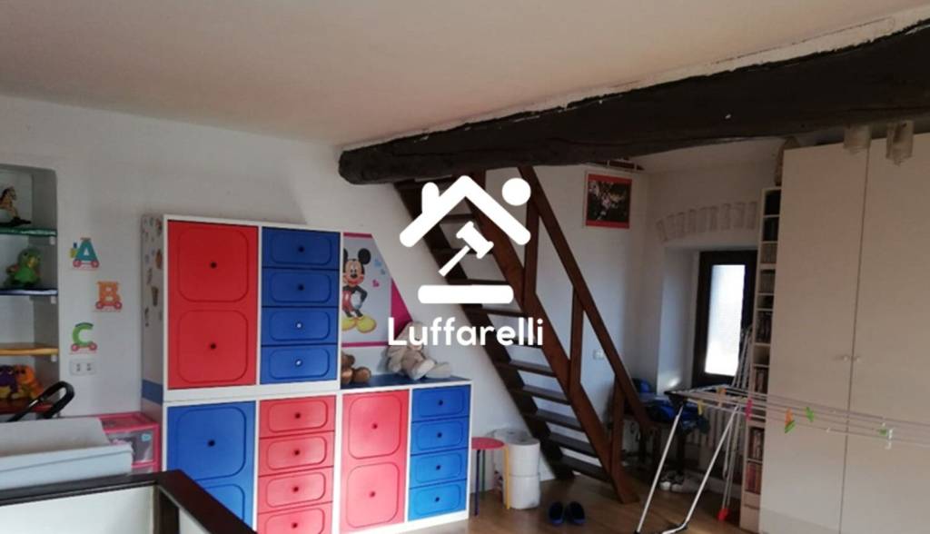 appartamento in vendita a Besana in Brianza