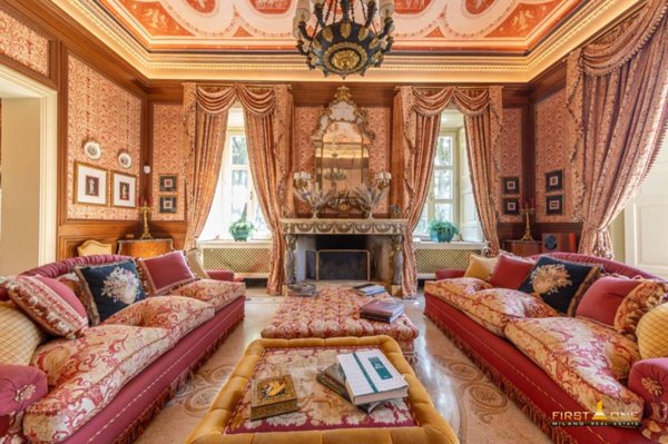 villa in vendita a Besana in Brianza