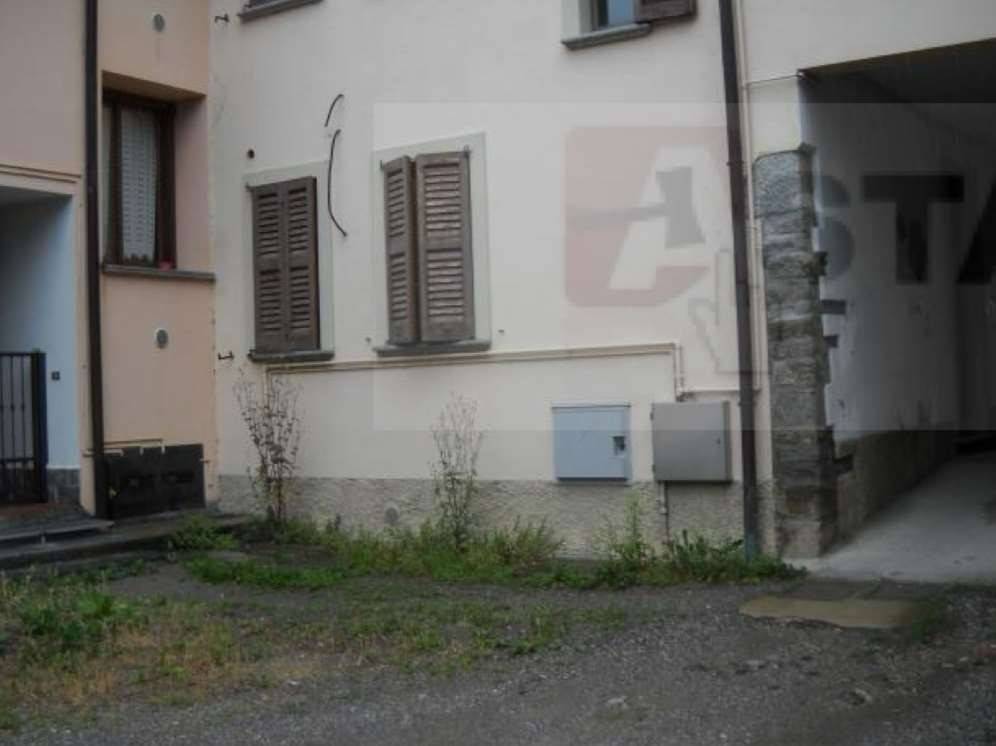 appartamento in vendita a Besana in Brianza